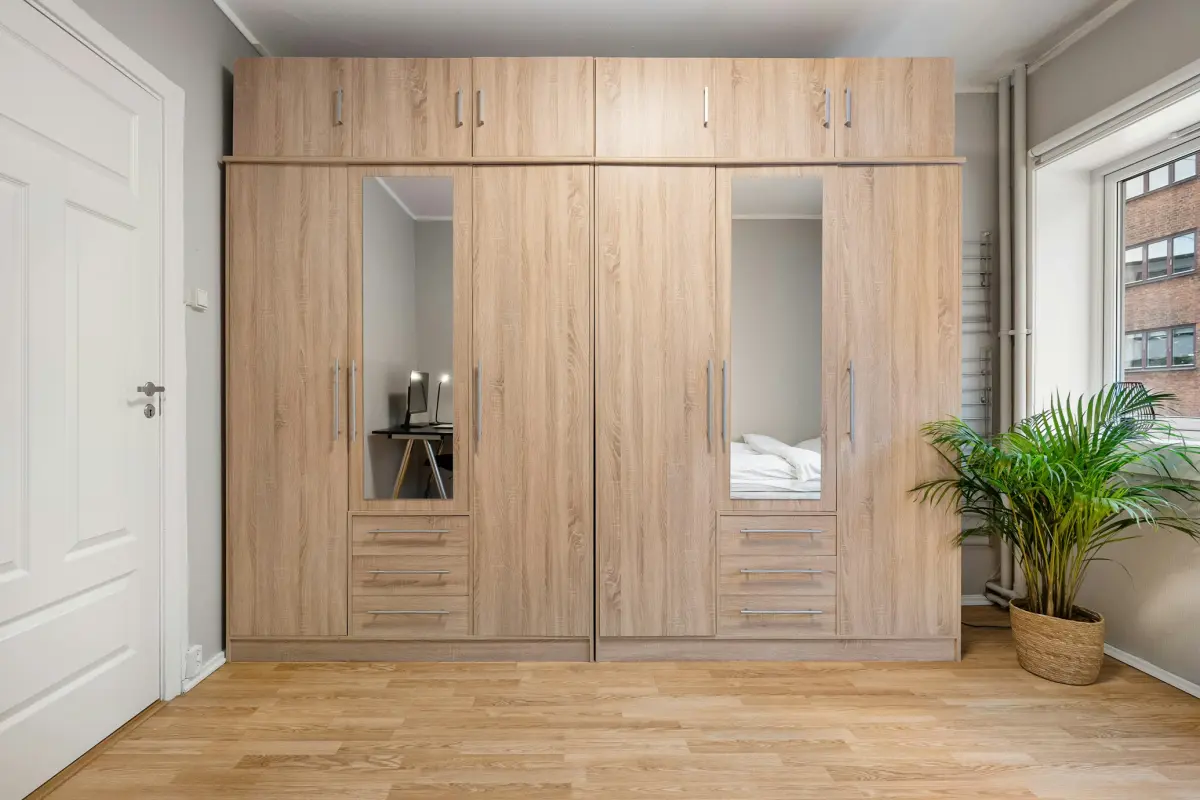 Custom Wardrobe Design